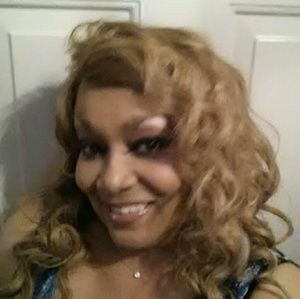 Meet your Posher, Aliene